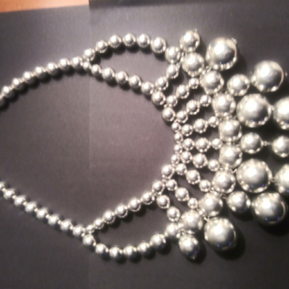 Beautiful chunky Beaded necklace